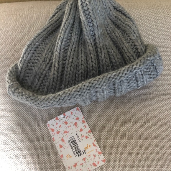 Free People Accessories - NWT - Free People Slouchy Ribbed Beanie